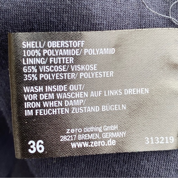 ZERO Geometric Print Dress - Picture 16 of 16